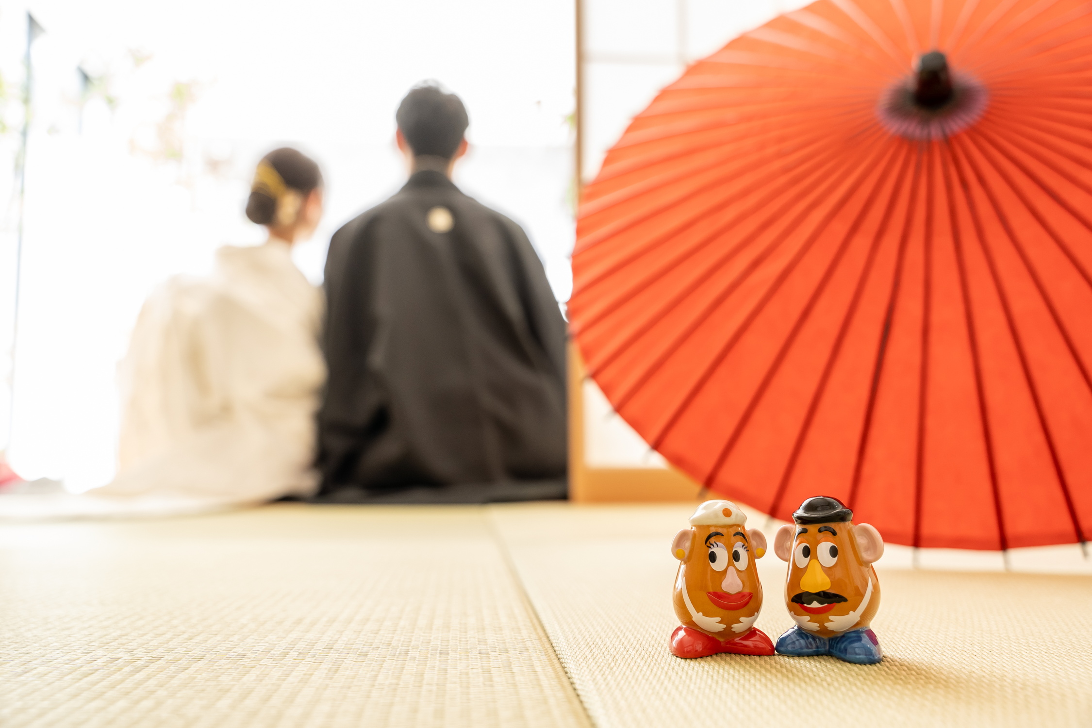 白無垢前撮り 縁側での持ち込みグッズ撮影｜名古屋サンライズデジタル
